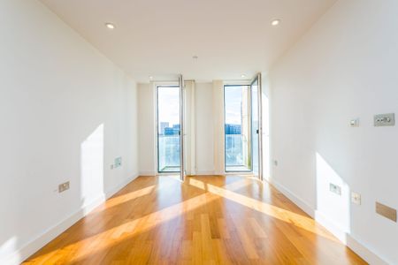 The Hayes, Cardiff - Photo 2