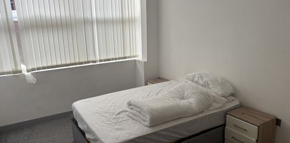 Headlands Road, Pontefract - Photo 2