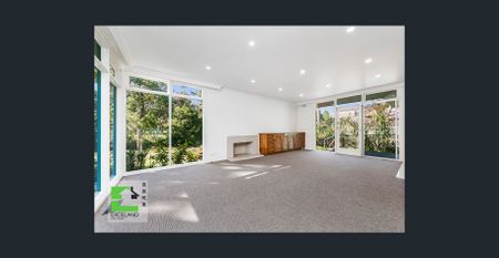 Beautiful 5 Bedroom Family Home In Prime Location - Photo 3