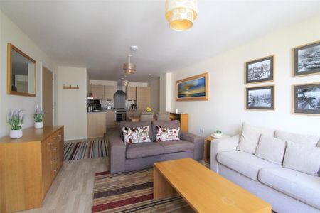 2 bedroom apartment to rent - Photo 5