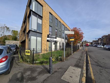 Kitchener House, Warwick Road, West Drayton, UB7 9BS - Photo 5