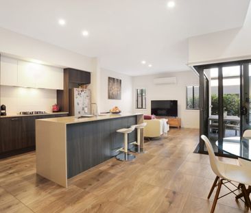 Townhouse in Great Location - Photo 2