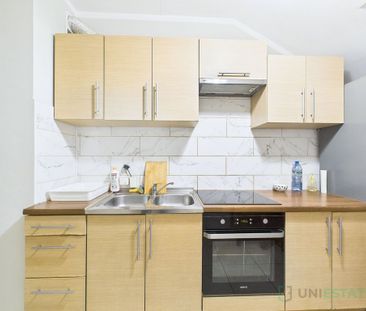 Wynajem 2 pokoje 48,5 m² balkon ul. Racibo - Photo 1