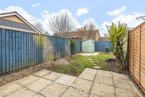 2 bedroom terraced house to rent - Photo 1