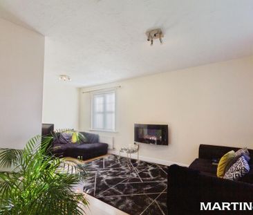 3 bedroom semi-detached house to rent - Photo 2