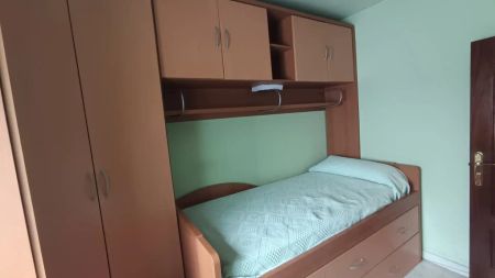 Piso de alquiler en Calle San Roque, Reyes - Photo 2