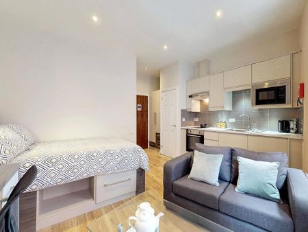 Studio to rent - Photo 2