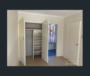 Fresh & Convenient 1 Bedroom Unit - Photo 6