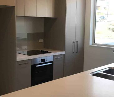 Excellent and well located townhouse in centra... - Photo 1