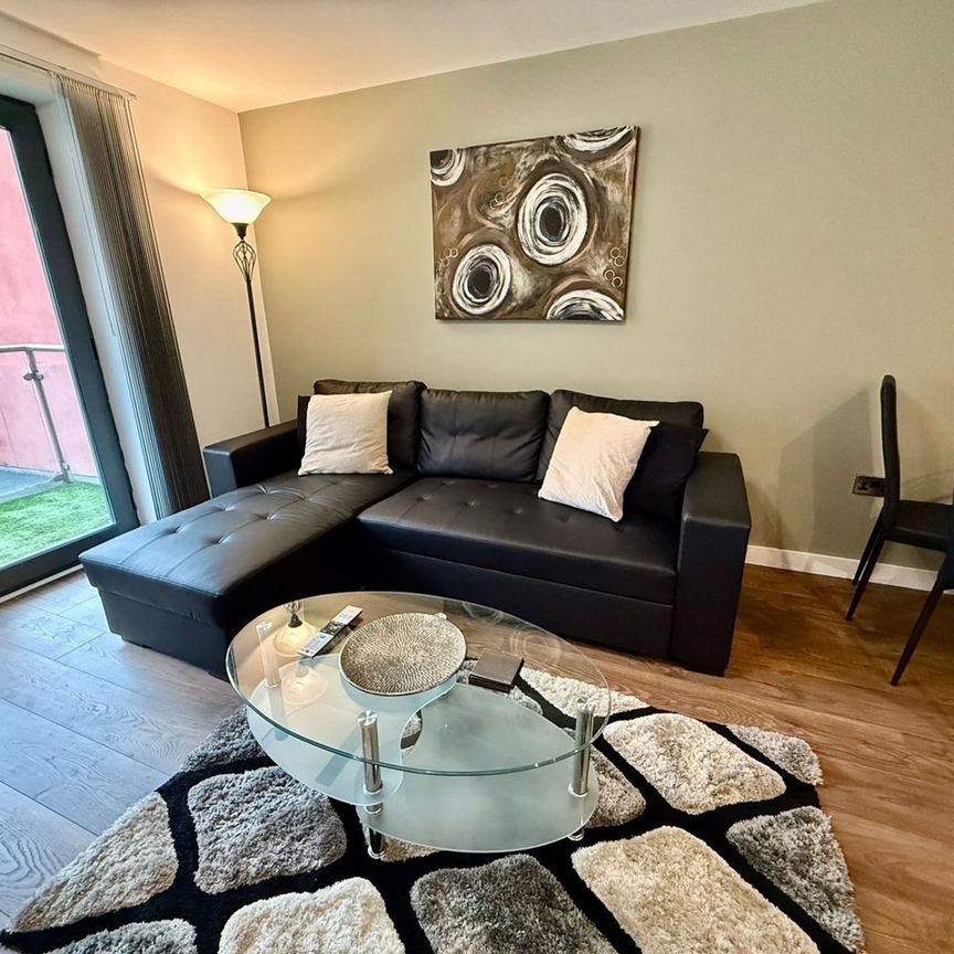 2 Bed Flat, Bloom Street, M3 - Photo 1