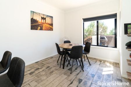 SPACIOUS TOWNHOUSE IN A PEACEFUL LOCATION - Photo 4