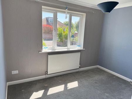 3 bedroom chalet to rent - Photo 3