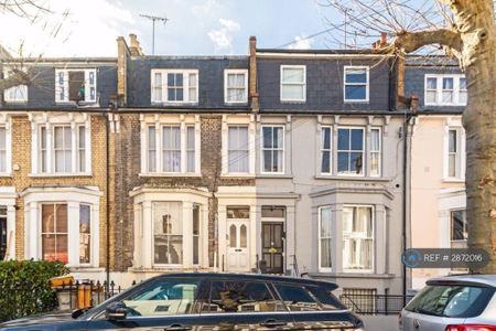3 bedroom flat to rent - Photo 2
