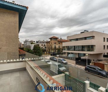 Piso de alquiler en Beatriz Infantaren Kalea, Antiguo - Photo 2