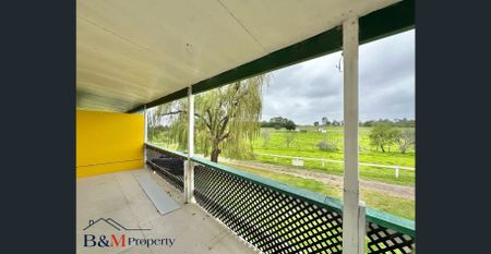Two beds in a big Farm with amazing views from every area - Photo 5