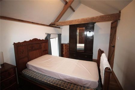 4 bedroom detached house to rent - Photo 4