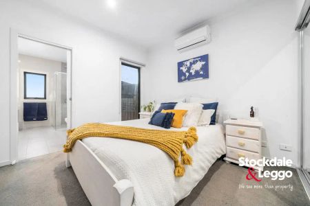 “Modern Single-Storey Villa in the Heart of Glenroy – Available to Lease” - Photo 5