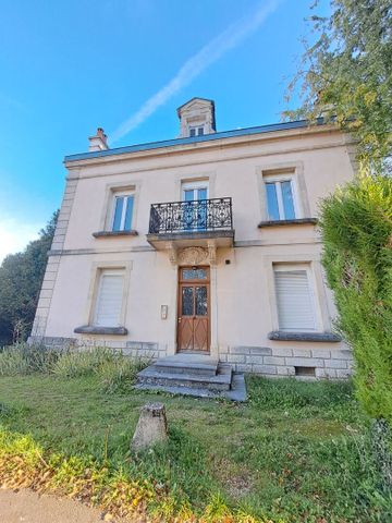 Appartement T2 rénové – Is- sur- Tille – Proches commerces - Photo 5