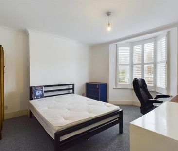 3 bedroom maisonette to rent - Photo 5