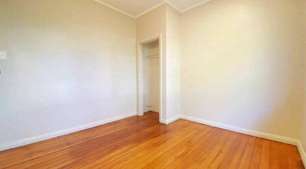 Cute one bedroom, great location! - Photo 1