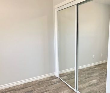 For Lease - 256 Dunlop Street Unit# 2, Barrie, Ontario - Photo 4