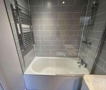 Rm, Mandeville, Orton Goldhay, P, PE2 - Photo 2