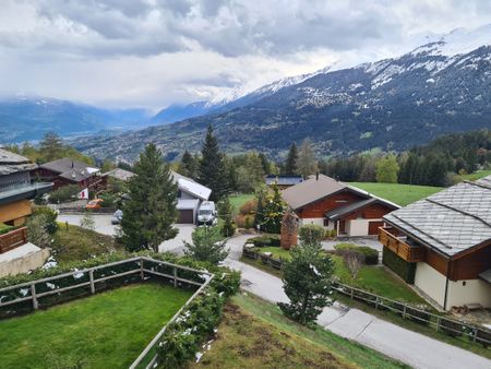 Belle maison à louer à l'année proche du centre de Crans - Photo 3