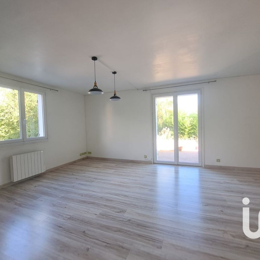 Appartement 3 pièces de 80 m² à Tacoignières (78910) - Photo 1