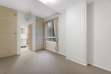 2/32 Burdett Street, Hornsby NSW 2077 - Apartment For Rent | Domain - Photo 2