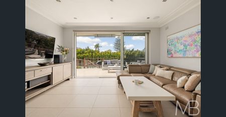 TRANQUIL FAMILY RETREAT WITH FLEXIBLE FLOORPLAN - Photo 3