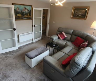 Flat to rent on - Photo 4