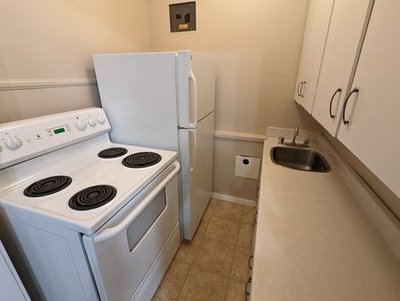 Queen City Apartments - Photo 4