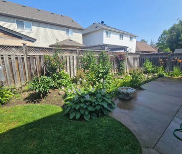 For Lease - 19 Red Plant Crescent, Brampton, Ontario - Photo 2