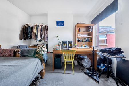 Coronation Road, Southville - Photo 5