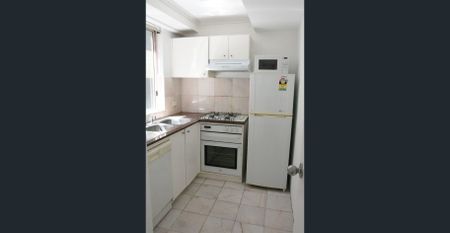 Furnished One Bedroom Apartment - Photo 3