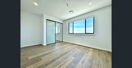 Stunning 5-Bedroom, 3-Bath Home with Spacious Backyard – For Lease! - Photo 2