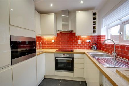 2 bedroom apartment to rent - Photo 3