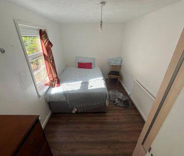 4 bedroom house to rent - Photo 6