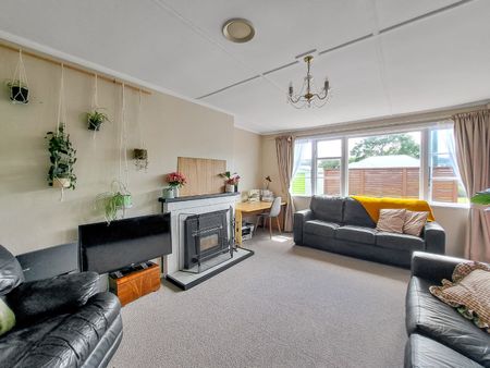 Naenae Living - Photo 4