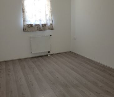 Location Appartement 3 pièces 60m² VIESLY 59271 - Photo 4