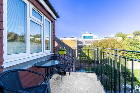 2 Bed Flat, Brunswick Fab Pad, BN3 - Photo 4
