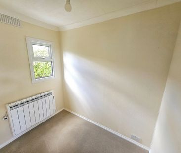 Canada Road, Romsey, West Wellow - Photo 2