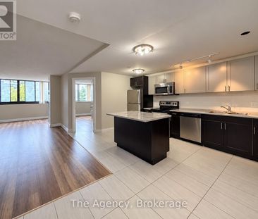 201 - 2200 SHEROBEE ROAD, Mississauga, Ontario, L5A3Y3 - Photo 4