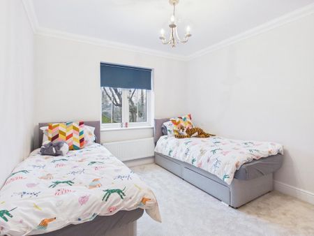 3 bedroom apartment to rent - Photo 5