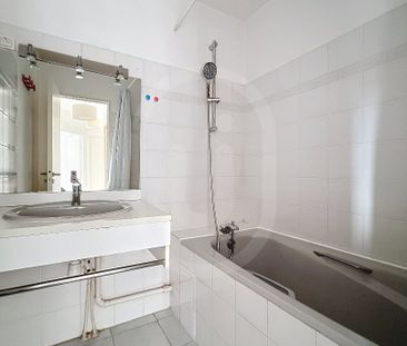 Location Appartement 2 pièces 49m² MONTPELLIER 34090 - Photo 2