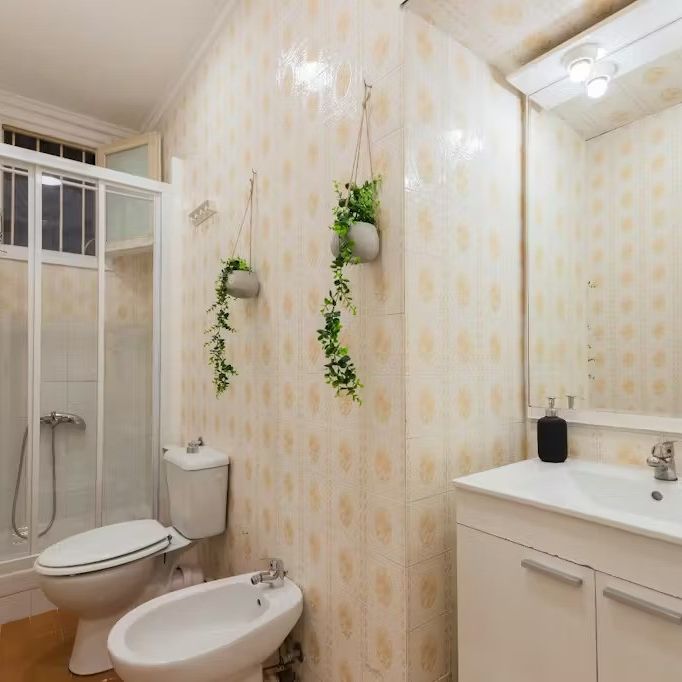 Calle Buenos Aires, Valencia, Valencian Community 46006 - Photo 1