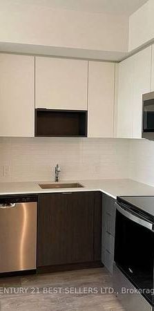 Burnhamthorpe / Hurontario Brand New 1Bdrm +Lrg Den Utilities Include - Photo 1