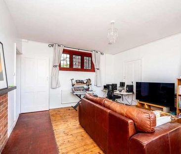 Abbot Road, Guildford, GU1 - Photo 2