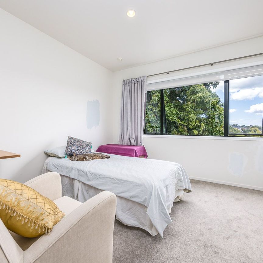 Townhouse Newmarket / Remuera - DGZ! - Photo 1