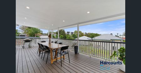 The Ultimate Family Home in The Heart Of Nundah! - Photo 2